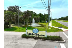 372 MARSH LANDING LOOP, OAK HILL, FL 32759 Sold 06/30/23