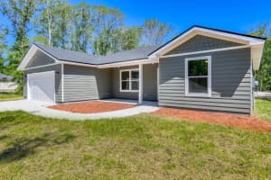 5731 CHIPPEWA AVENUE, KEYSTONE HEIGHTS, FL 32656 - MLS#MFRFC294972