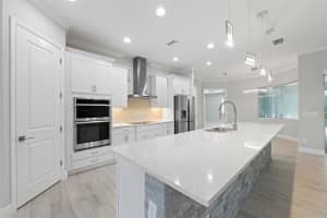 16009 42ND GLEN, PARRISH, FL 34219 Sold 01/26/24