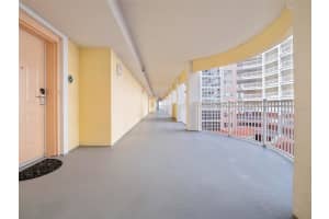200 OCEAN CREST DRIVE, PALM COAST, FL 32137 Sold 01/10/25