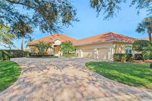 42 OAK VIEW CIRCLE, PALM COAST, FL 32137 Sold 08/06/24