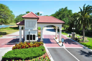 11 VISCAYA LANE, PALM COAST, FL 32137 Sold 01/31/24