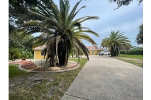 13 SAN MARCO COURT, PALM COAST, FL 32137 Sold 05/17/24