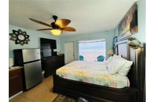 935 ATLANTIC AVENUE, DAYTONA BEACH, FL 32118 Sold 02/03/25