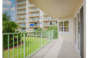 4 OCEANS WEST BOULEVARD, DAYTONA BEACH SHORES, FL 32118 Sold 05/21/25