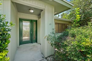 10 BLARE DRIVE, PALM COAST, FL 32137 Sold 07/17/24
