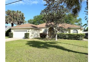 11 SEA TRAIL, PALM COAST, FL 32164 Sold 04/18/25