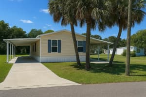 246 KELOU COURT, LEESBURG, FL 34788 - MLS#MFRFC299939