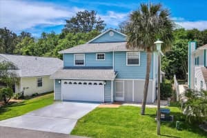 10 BRISTOL DRIVE, PALM COAST, FL 32137 Sold 11/01/24