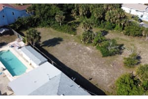 408 REVILO BOULEVARD, DAYTONA BEACH, FL 32118 - MLS#MFRFC300189