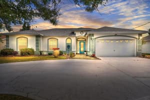 4 WOODSTON LANE, PALM COAST, FL 32164 Sold 09/20/24