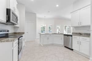 8 BIDDLESON PLACE, PALM COAST, FL 32137 Sold 01/07/25