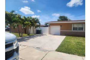 10611 164TH STREET, MIAMI, FL 33157 - MLS#MFRFC301617