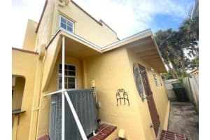 820 OLEANDER AVENUE, DAYTONA BEACH, FL 32118 Sold 06/25/25