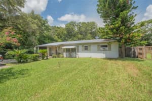 530 DEXTER AVENUE, DELAND, FL 32720 Sold 12/24/24