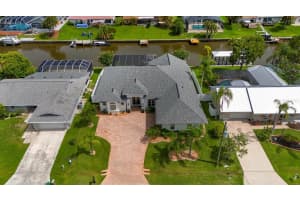 6 CHESTNUT COURT, PALM COAST, FL 32137 Sold 11/05/24