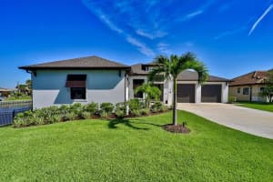 13 CHESNEY COURT, PALM COAST, FL 32137 Sold 10/31/24