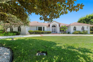 4 CORDOBA COURT, PALM COAST, FL 32137 Sold 09/12/24