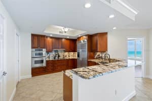 19 AVENUE DE LA MER #205, PALM COAST, FL 32137 Sold 10/16/24