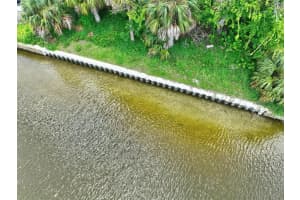 35 CORAL REEF COURT, PALM COAST, FL 32137 - MLS#MFRFC302643