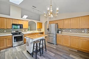 60 POPLAR DRIVE, PALM COAST, FL 32164 Sold 12/10/24