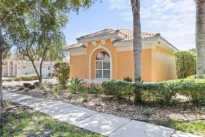 24 EASTLAKE DRIVE, PALM COAST, FL 32137 Sold 04/15/25