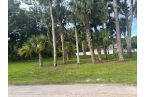 2 PORTLAND PLACE, PALM COAST, FL 32164 Sold 11/18/24