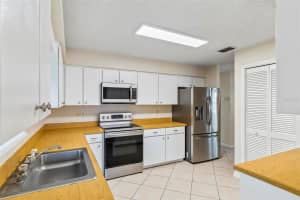 76 BERKSHIRE LANE, PALM COAST, FL 32137 Sold 11/12/24