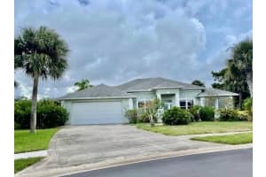 146 MANGROVE ESTATES CIRCLE, NEW SMYRNA BEACH, FL 32168 Sold 11/21/24