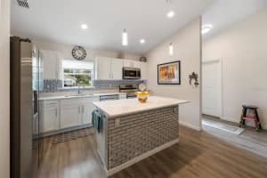 37 POWDER HILL LANE, PALM COAST, FL 32164 Sold 02/20/25