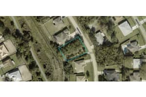 16 FERNDALE LANE, PALM COAST, FL 32137 Sold 11/04/24