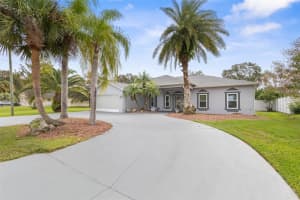 9 FENWICK LANE, PALM COAST, FL 32137 Sold 08/01/25