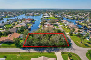 3 CROSSGATE COURT, PALM COAST, FL 32137 Sold 01/22/25