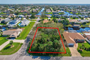 3 CROSSGATE COURT, PALM COAST, FL 32137 Sold 01/22/25