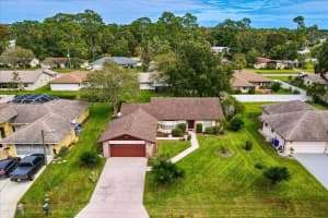 21 BEECHWOOD LANE, PALM COAST, FL 32137 Sold 04/23/25