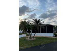 216 RUE DE PARESSE, TAVARES, FL 32778 Sold 07/18/25