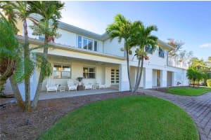 292 BEACH STREET, ORMOND BEACH, FL 32174 Sold 12/27/24