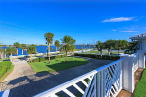 292 BEACH STREET, ORMOND BEACH, FL 32174 Sold 12/27/24