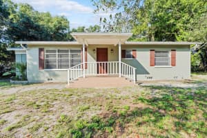 44 RIDGEWOOD AVENUE, ORMOND BEACH, FL 32174 Sold 12/23/24