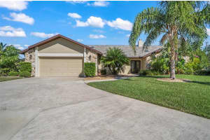 13 CLEE COURT, PALM COAST, FL 32137 Sold 07/02/25