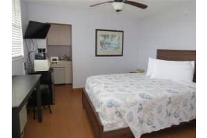 1233 ATLANTIC AVENUE, DAYTONA BEACH, FL 32118 Sold 04/07/25