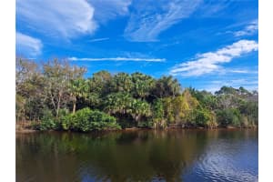 65 CORAL REEF COURT, PALM COAST, FL 32137 - MLS#MFRFC305645