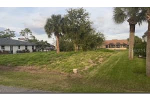 30 CLINTON COURT, PALM COAST, FL 32137 - MLS#MFRFC306130