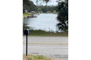 22 FLORIDA PARK DRIVE, PALM COAST, FL 32137 Sold 03/03/25