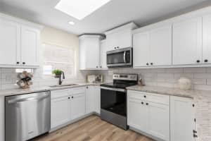 13 CEDARWOOD COURT, PALM COAST, FL 32137 - MLS#MFRFC306279