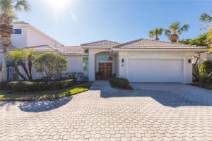2 MALAGA COURT, PALM COAST, FL 32137 Sold 05/01/25