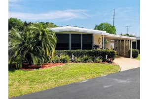 215 Rue De Paresse, TAVARES