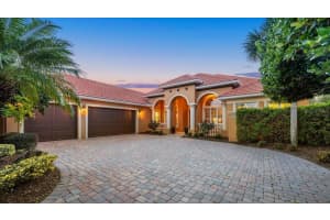 30 OAK VIEW CIRCLE, PALM COAST, FL 32137 Sold 06/05/25