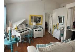 5 FELING LANE, PALM COAST, FL 32137 Sold 04/08/25