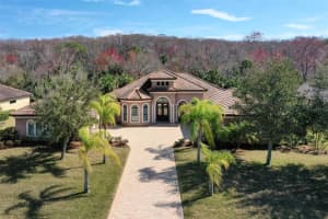 32 SCARLET OAK CIRCLE, PALM COAST, FL 32137 Sold 03/31/25